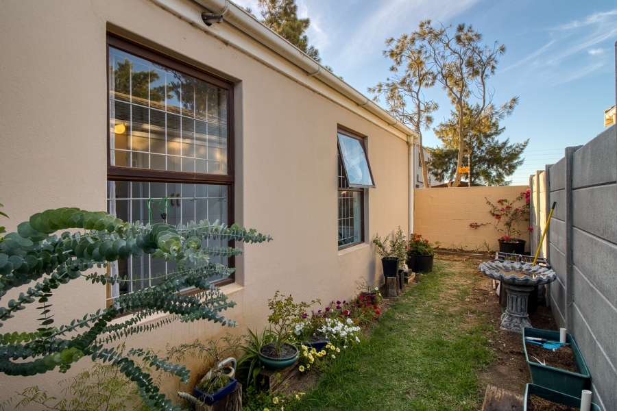 3 Bedroom Property for Sale in Fairview Golf Estate Western Cape